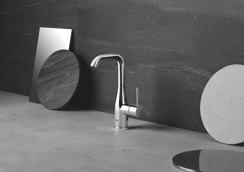 Grohe Essence New L håndvaskarmatur m/bundventil og svingtud - Poleret hard graphite